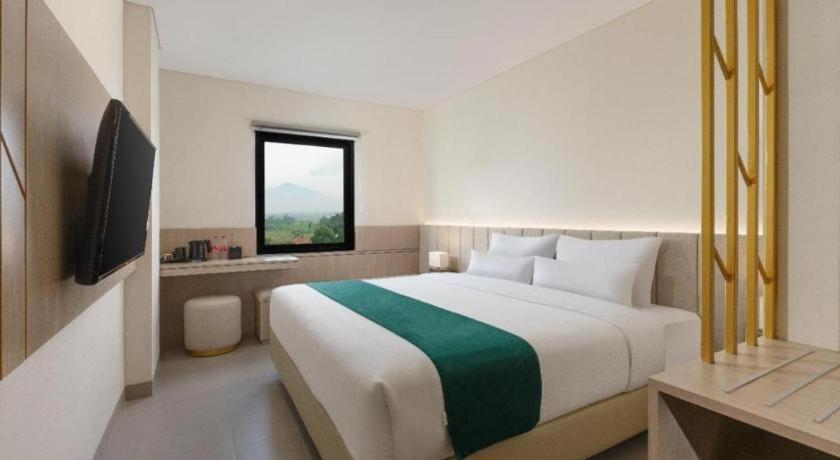 Elsotel Purwokerto By Daphna Management Экстерьер фото